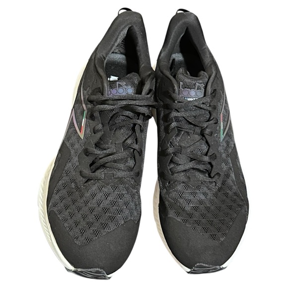 Diadora Mens Mythos Blushield Sz. 12.5